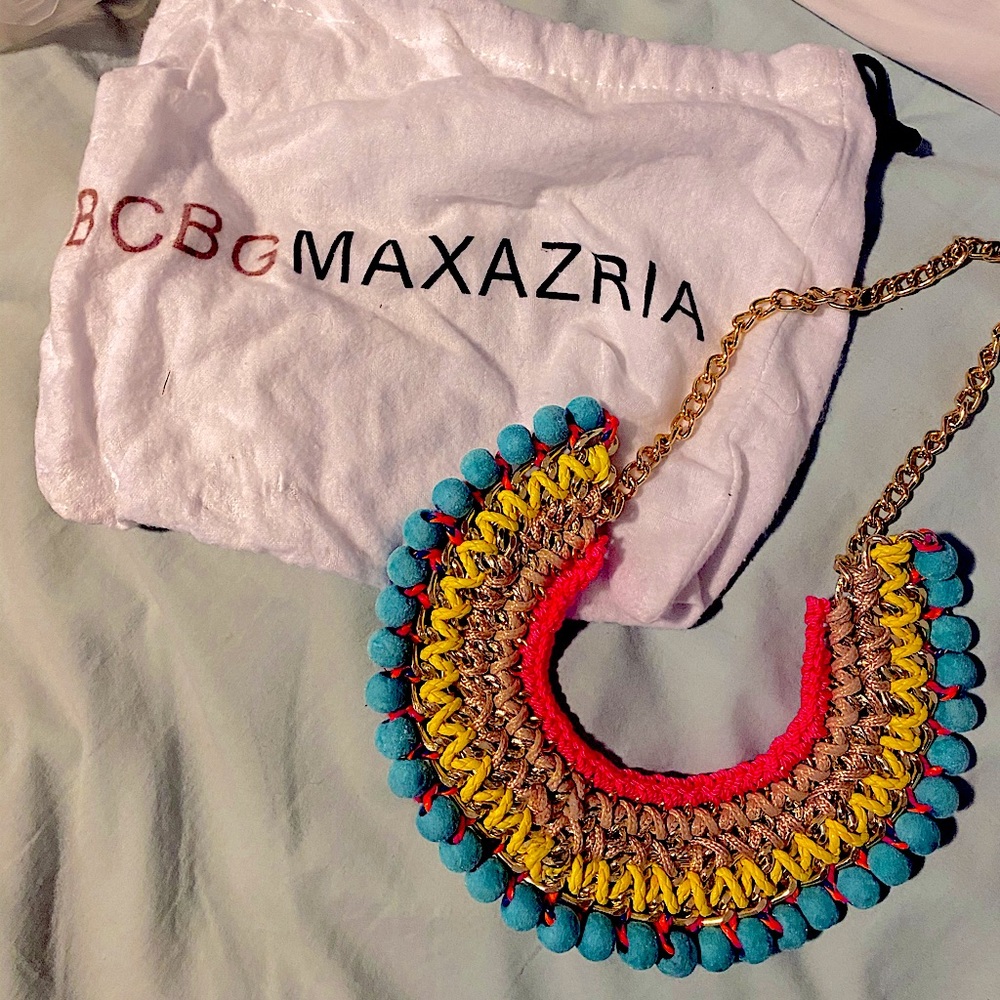 BCBG chunky necklace
